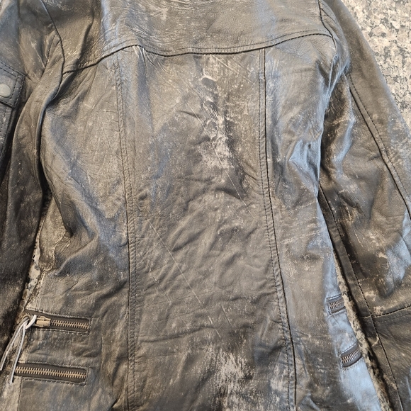 Sheep rub leather jacket - Picture 3 of 4